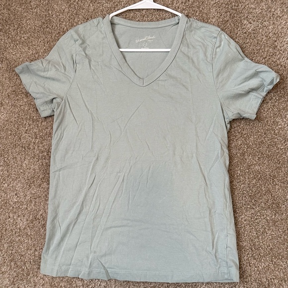 Universal Thread Sage V-Neck Tee - Picture 6 of 6